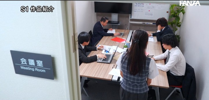 公式無料サンプル 82秒時点